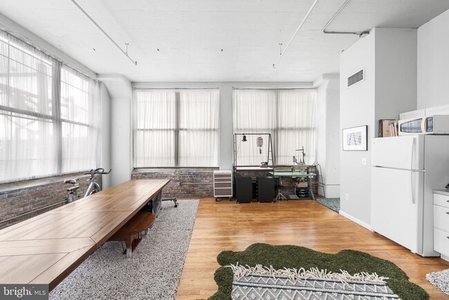 Building Photo - 314 N 12th St