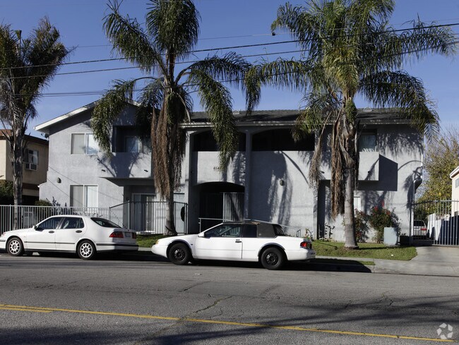 Primary Photo - 6545 Fulton Ave