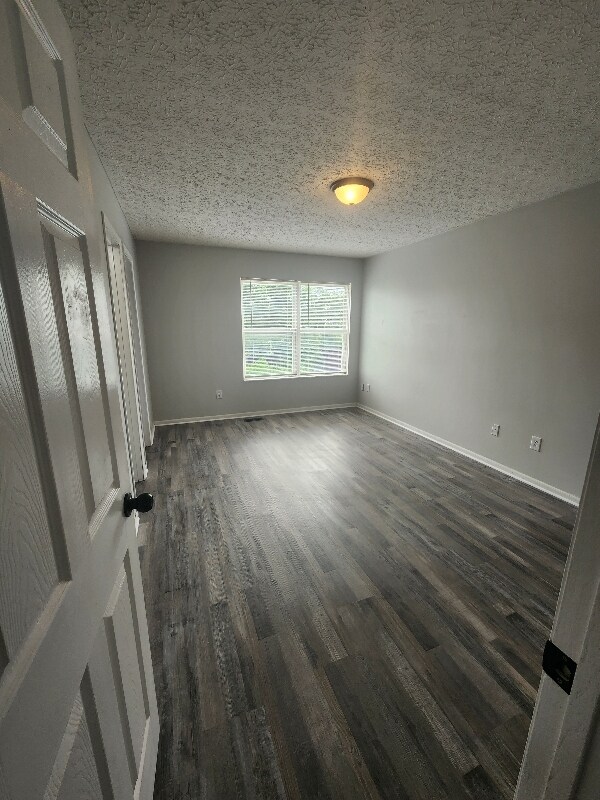 Building Photo - 966 Robmeyer Dr
