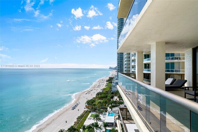 Primary Photo - 16275 Collins Ave