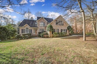 Building Photo - Spacious Four Bedroom Home!