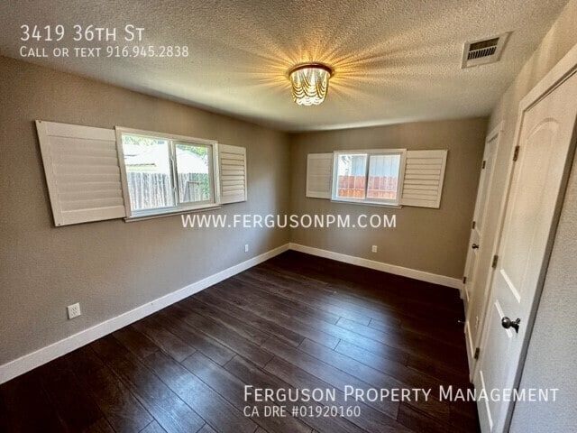 Building Photo - 3419 36th St