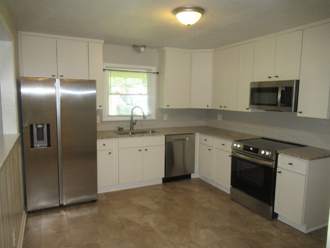 Building Photo - Lincolnton Home for Rent