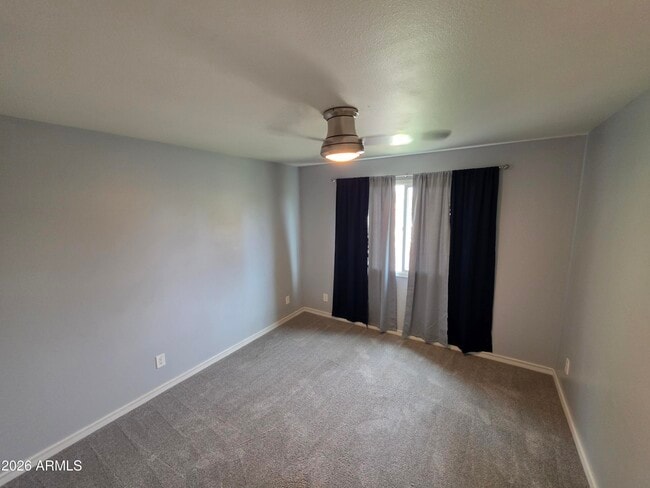 Building Photo - 8407 E Chaparral Rd