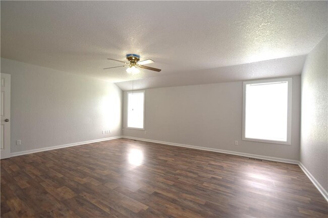 Building Photo - 196 Western Heights Cir
