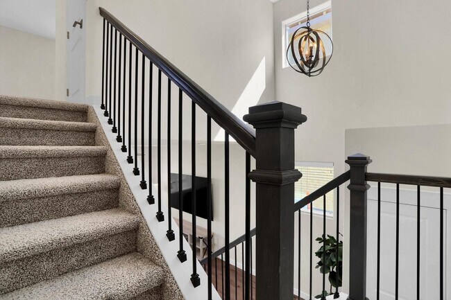 Building Photo - 3792 Venice Grove