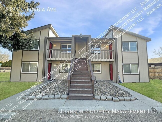 Primary Photo - Cozy 2-Bedroom Apartment in Central Nampa ...