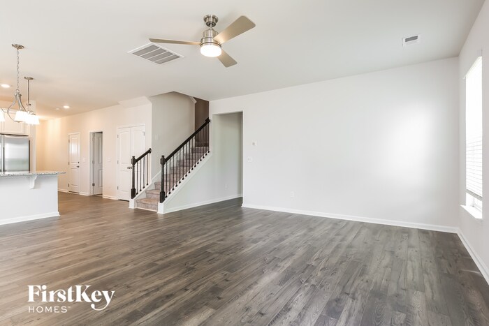 Building Photo - 511 Carronade Ct