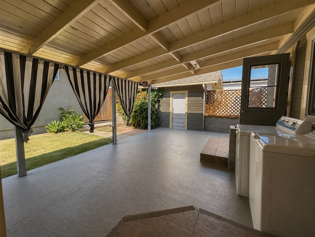 Building Photo - Charming 3-Bedroom Home for Lease in College West, San Diego
