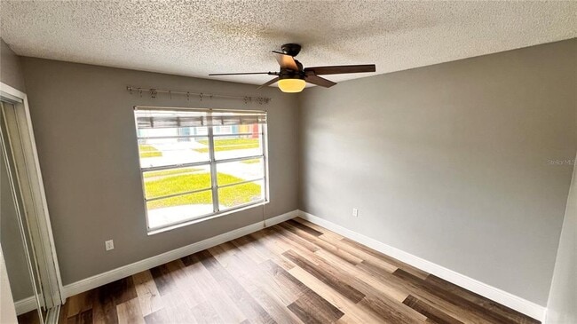 Building Photo - 1184 Calanda Ave