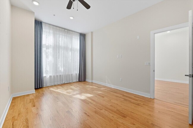 Building Photo - 251 Newark Ave