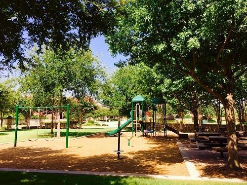 Building Photo - 2644 Dunbar Dr