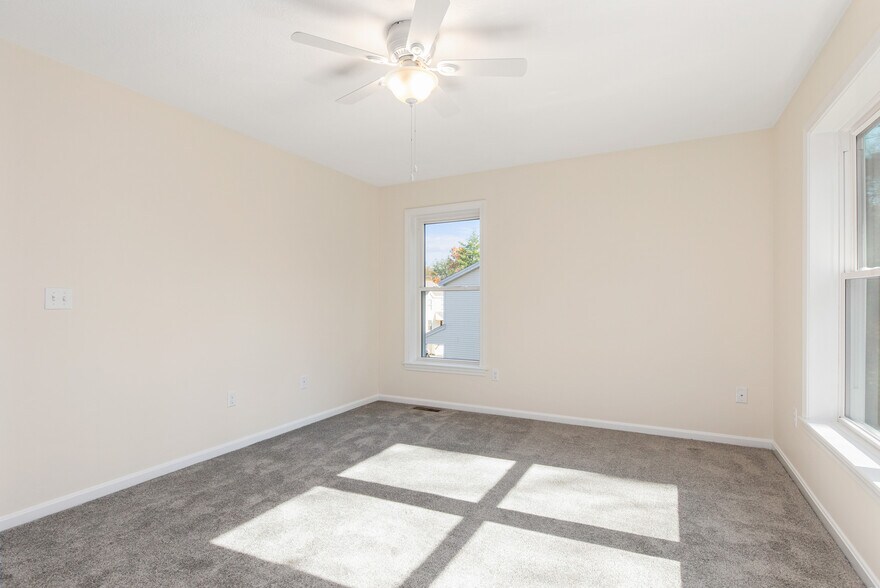 Master Bedroom - 36 Chandler Ln