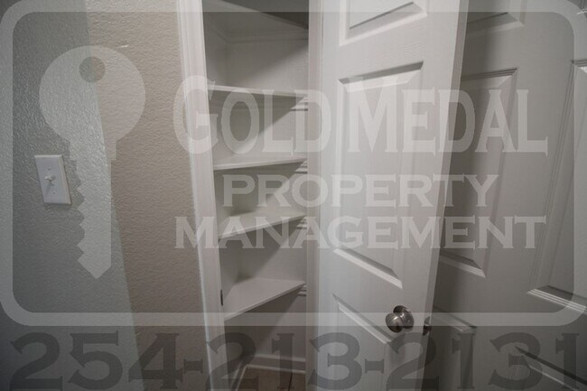 Building Photo - Charming 6-bed, 2.5-bath home in Killeen