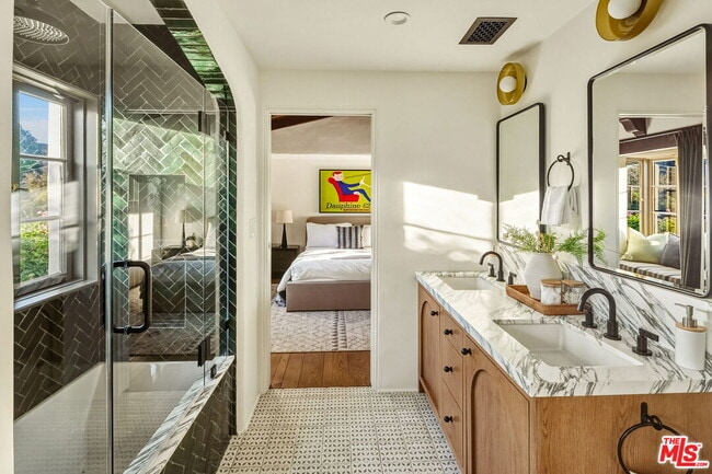 Building Photo - 1744 Reedvale Ln