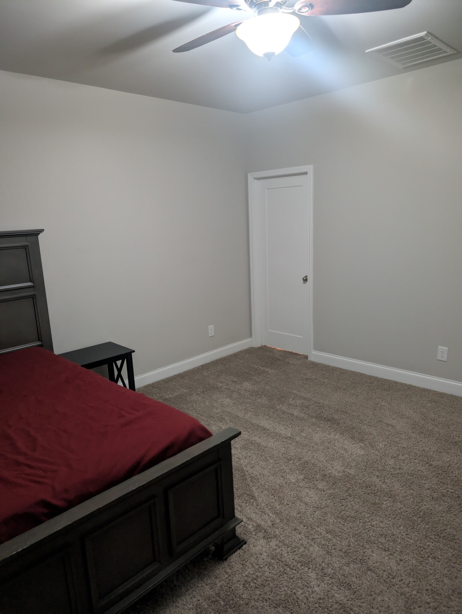 Building Photo - 3209 Grapevine Ct W