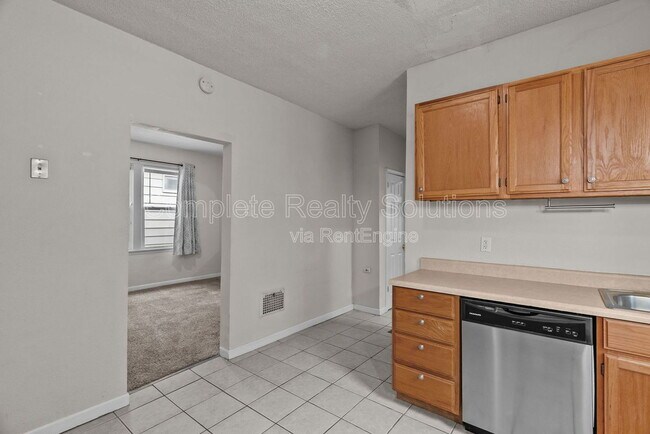 Building Photo - 4152 Wilmington Ave