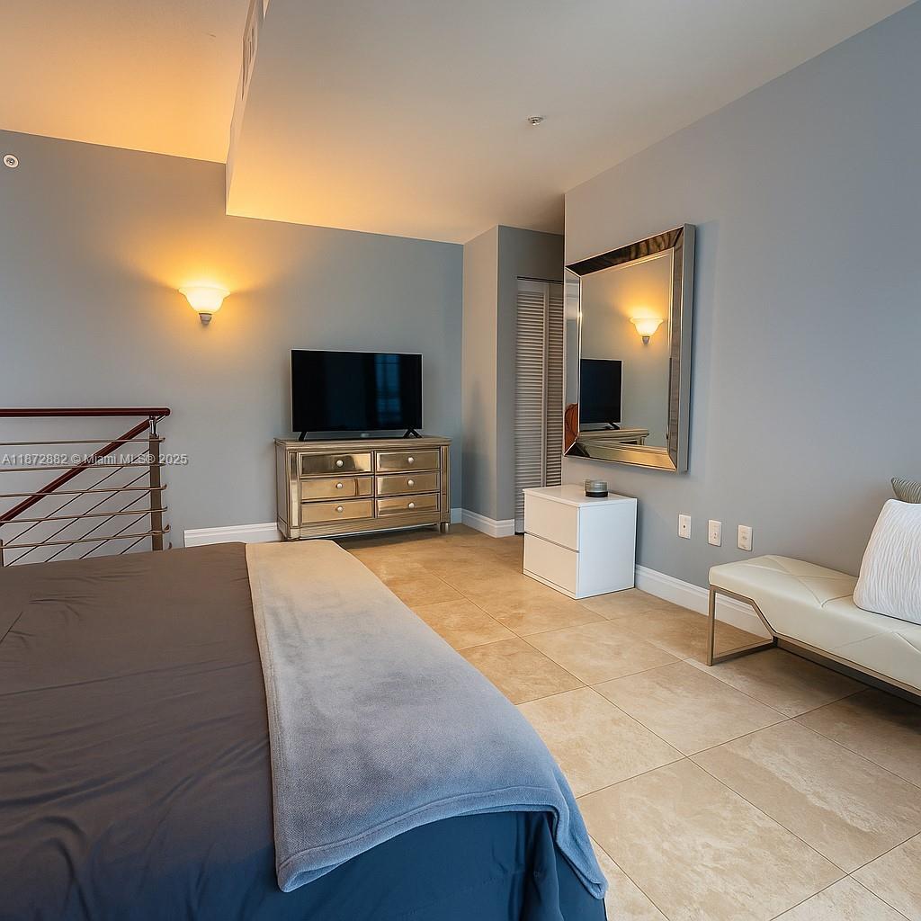 Building Photo - 41 SE 5th St