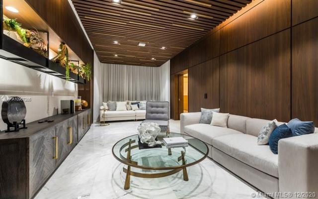 Building Photo - 2831 S Bayshore Dr