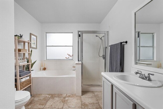 Building Photo - 8904 Kimono Ridge Dr