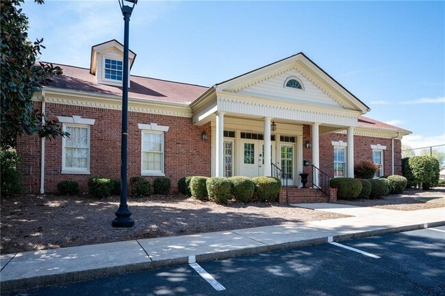 Building Photo - 509 Mt Vernon Dr