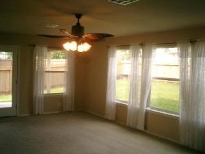 Primary Photo - 3 Bedroom w/Game Room!