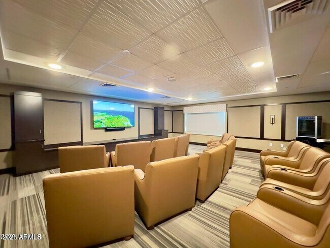 Building Photo - 5900 S Gilbert Rd