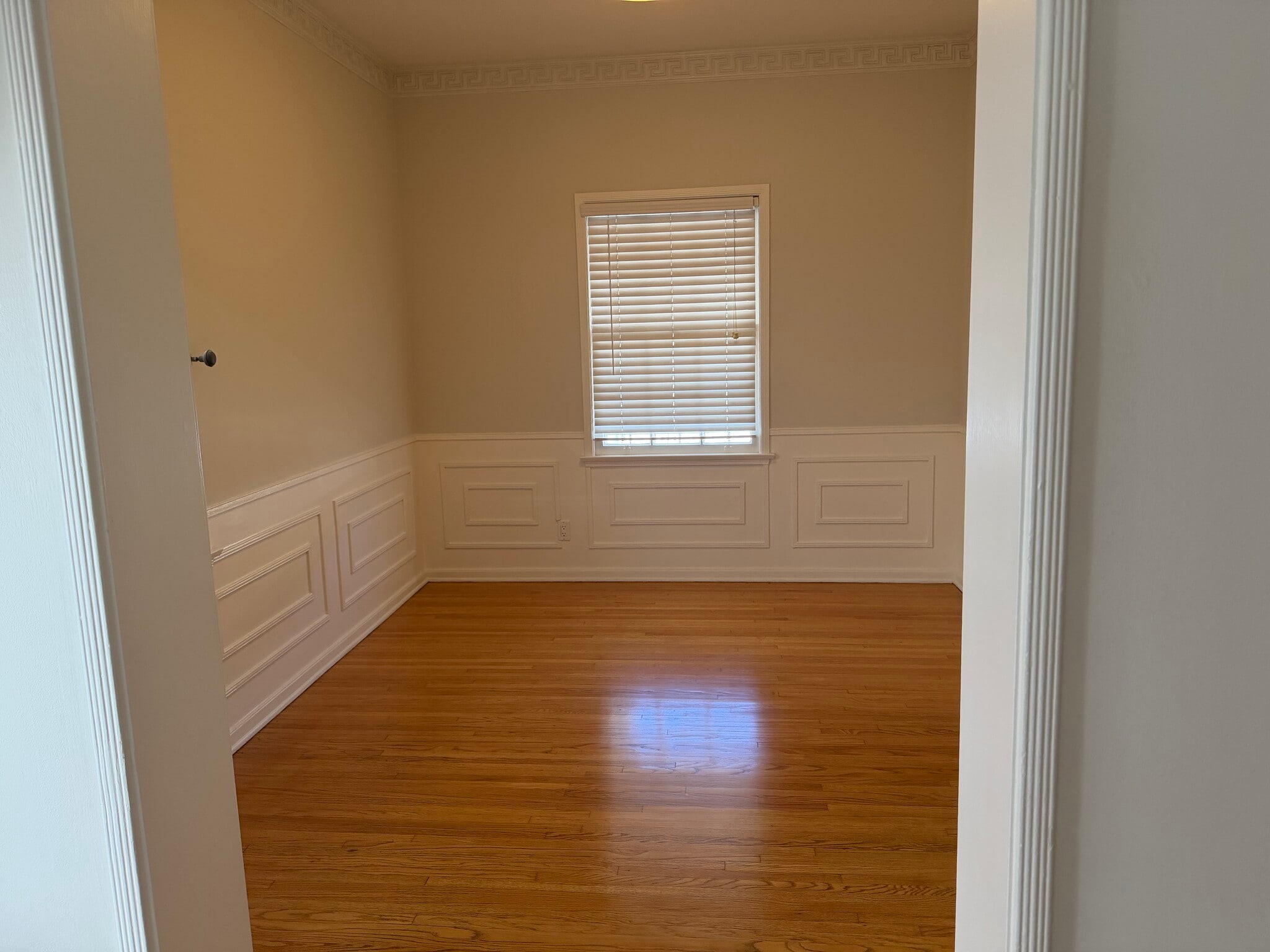 Formal Dining Room - 1068 S Orange Grove Ave