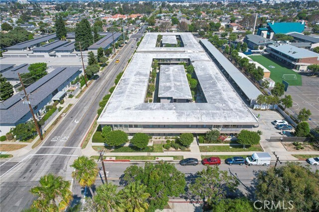 Building Photo - 2940 W Carson St