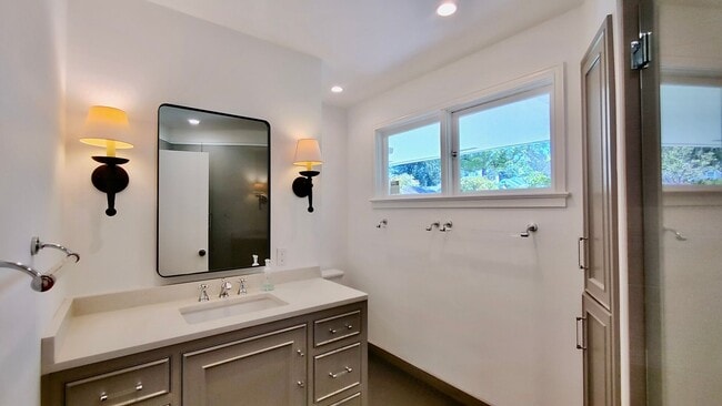 Building Photo - Broadmoor Mid-Century 3 Bedroom Ranch With...