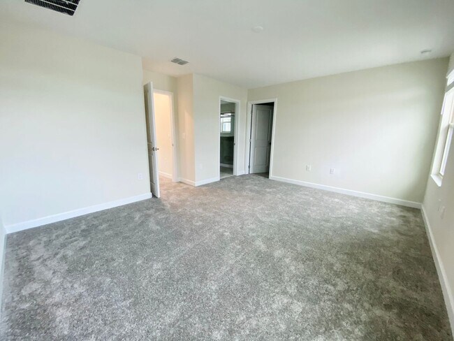 Building Photo - HOME IN TUSKAWILLA CROSSING