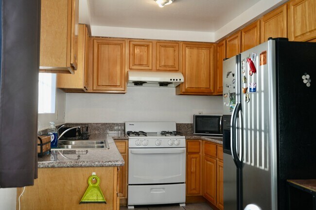 Building Photo - 1278 Lilac Pl