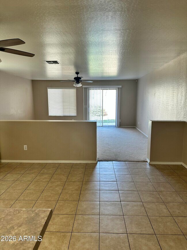 Building Photo - 10520 W Magnolia St