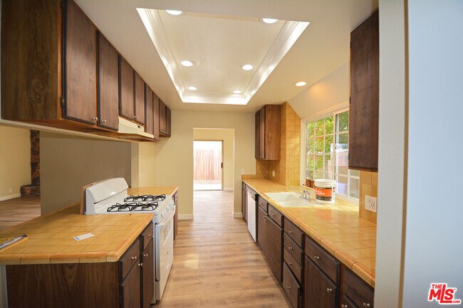 Building Photo - 7630 Delia Ave