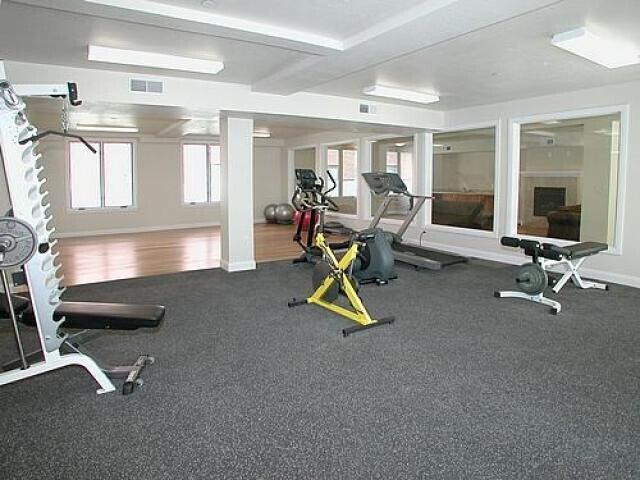 Building Photo - 88 S 900 E