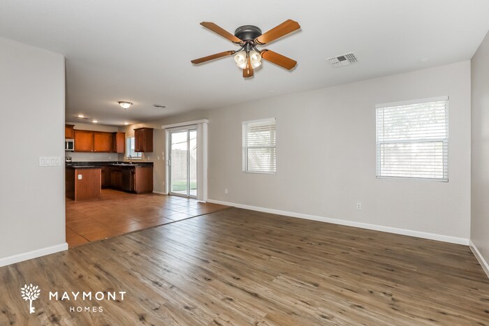 Building Photo - 4690 E Sierrita Rd