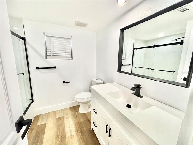 Building Photo - 3338 Ontario Ave