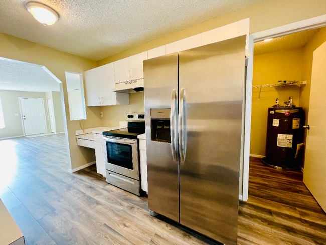 Building Photo - 350 Winter Ridge Blvd