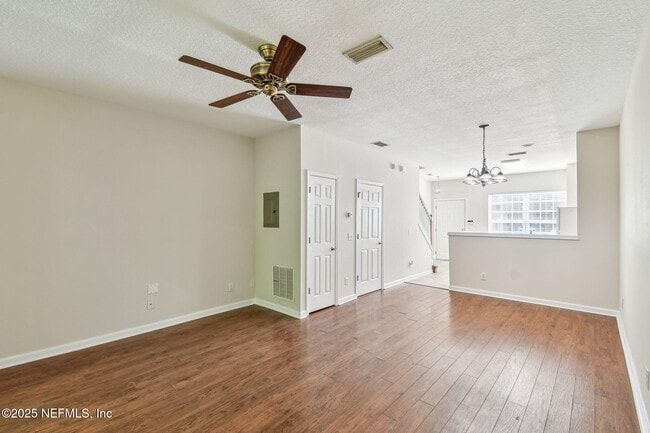 Building Photo - 3542 Lone Tree Ln