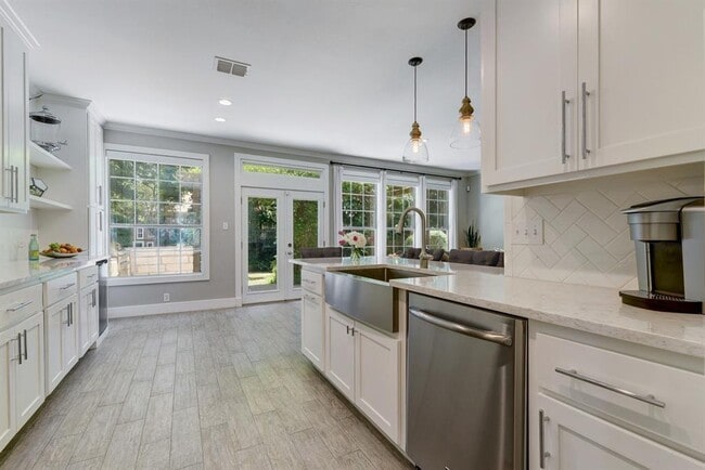 Building Photo - 4809 Rutherglen Dr