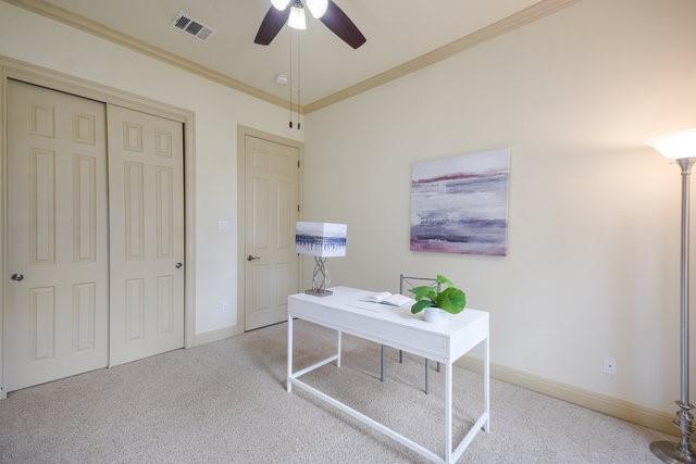 Building Photo - 9900 Tree Bend Cove