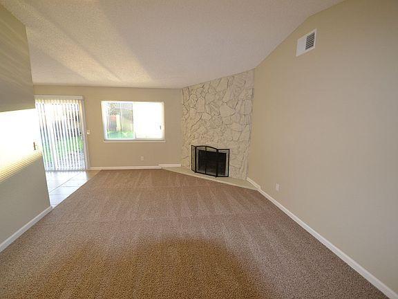 Building Photo - 22 Tearpak Ct