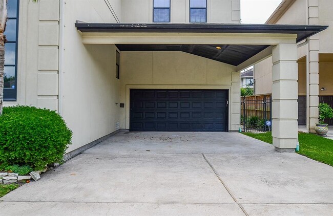 Building Photo - 3515 Durness Way