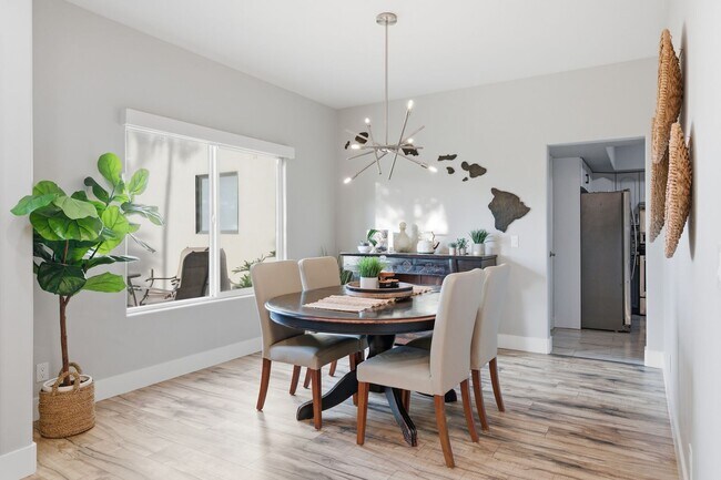 Building Photo - Luxury Living in Kahana Ridge