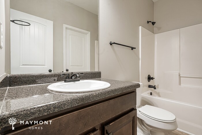 Building Photo - 3402 Grove Landing Cir
