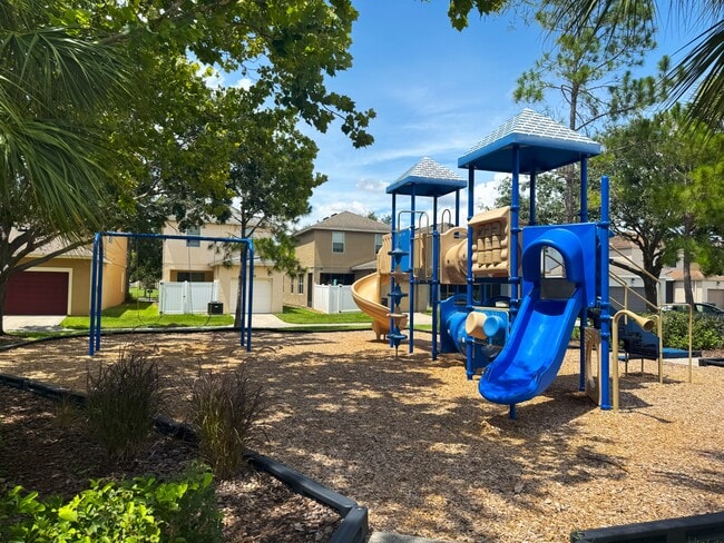 Building Photo - Hillcroft Drive