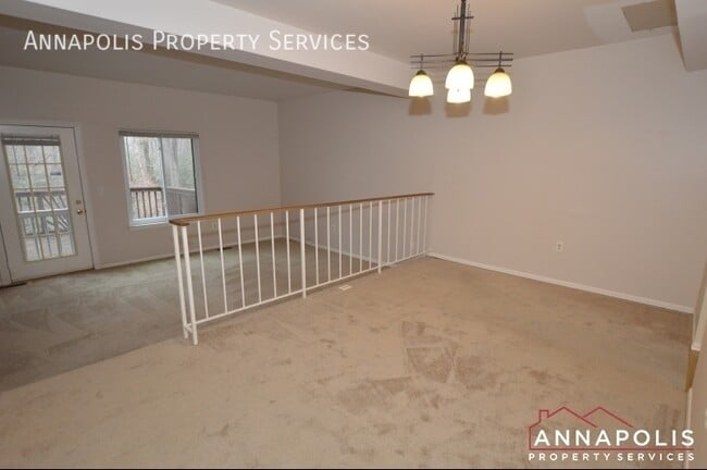 Building Photo - 430 Knottwood Ct