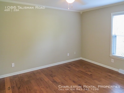Building Photo - 1086 Talisman Rd
