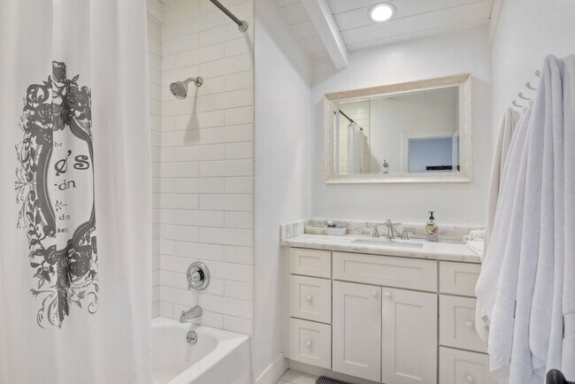 Building Photo - 3690 Carlsbad Blvd
