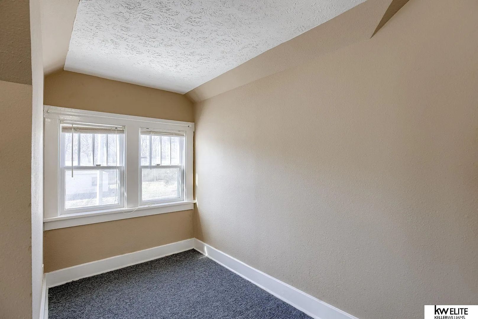 Building Photo - 4542 Franklin St